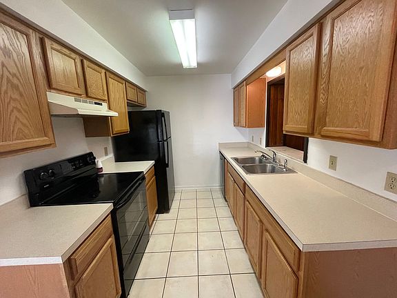 3rd image of 112 Bearss Cir