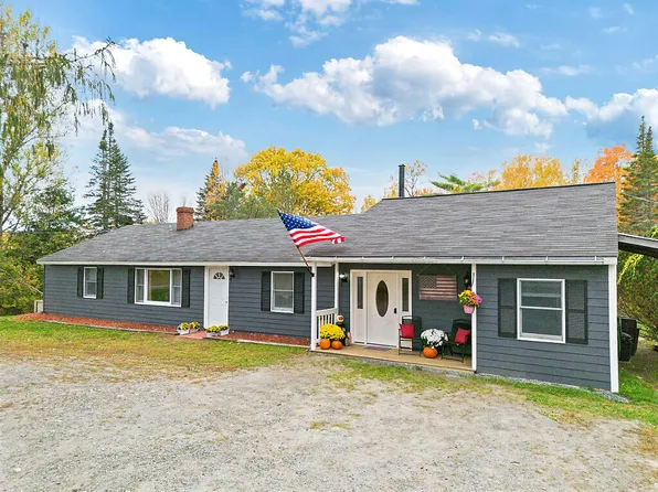 733 Middle Road, Skowhegan, ME 04976