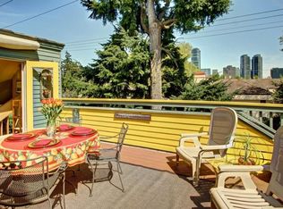 9829 NE 5th St, Bellevue, WA 98004