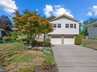 1010 Roumfort Ave, Cherry Hill, NJ 08034