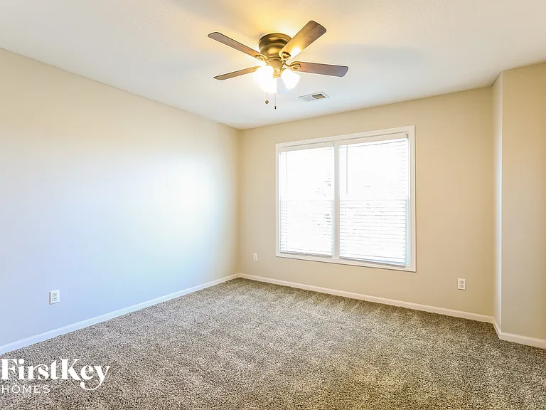 819 Trailway Dr — Photo 11