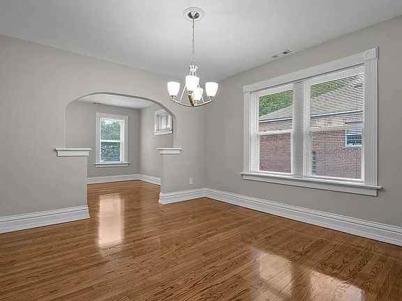 4th image of 7347 Dartmouth Ave Unit B