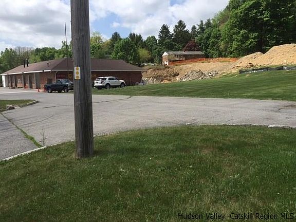 4th image of 3509 Us Highway 9w