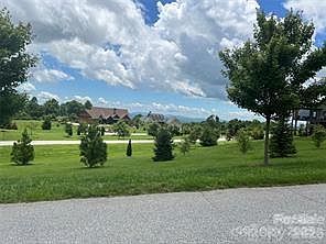 4th image of 4642 Bearwallow Mountain Rd Lot 115