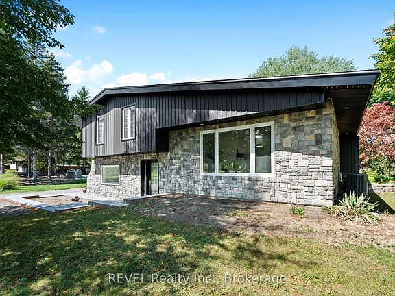 2nd image of 1546 Nigh Rd