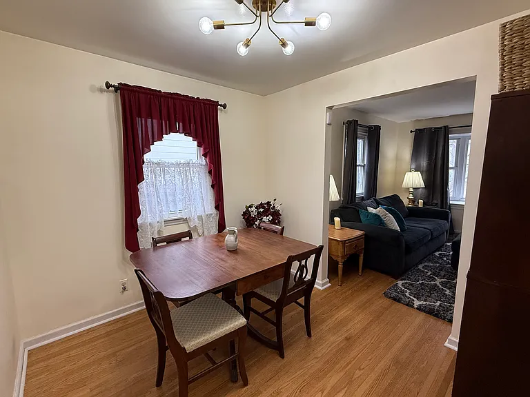 Arbordale Ave — Photo 10