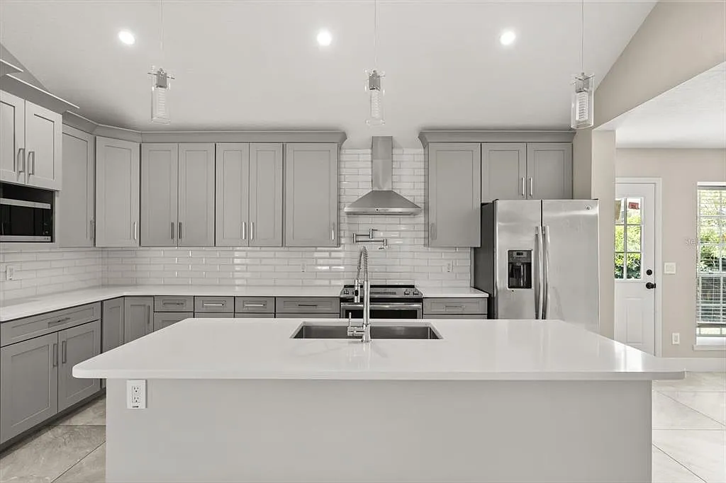 Building Photo - 1509 Red Oak Ct