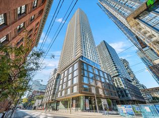 88 Queen St E #4711, Toronto, ON M5C0B6