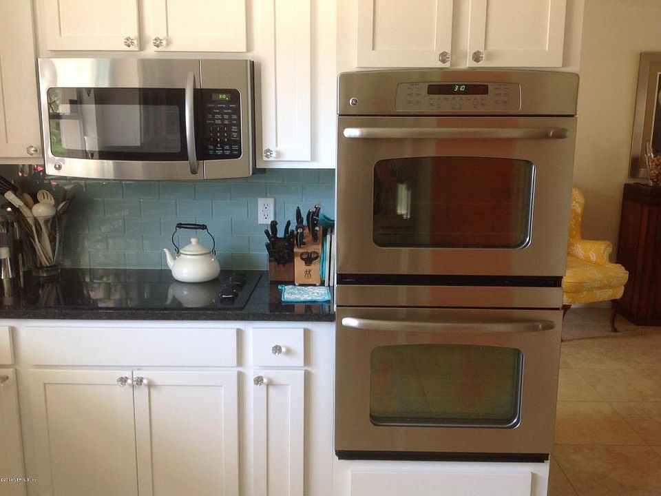2nd image of 102 Tallwood Rd