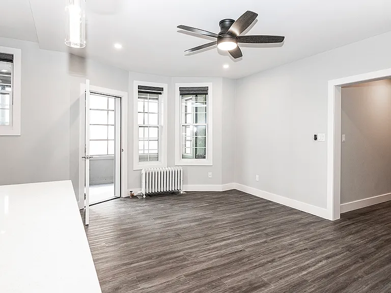 883 Grosvenor Ave #6 — Photo 31