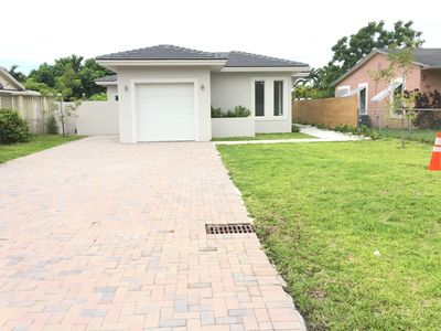 6374 SW 22nd St, Miami, FL, 33155