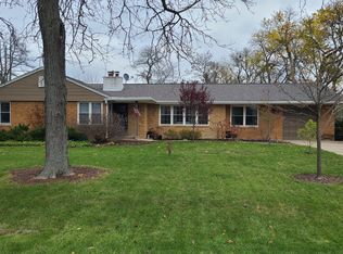 6N655 Spring Ct, Medinah, IL 60157