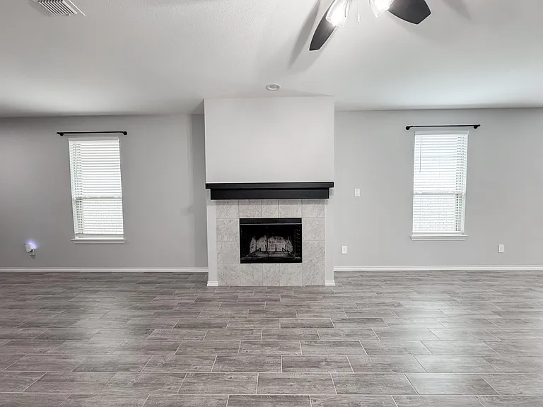 3227 Shortgrass Ln — Photo 12