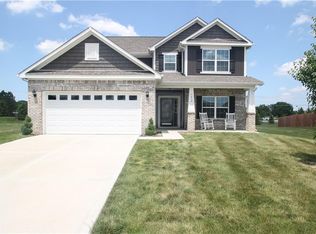 7412 Frolic Dr, Brownsburg, IN 46112
