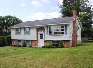 113 Canterbury Dr, Cobleskill, NY 12043
