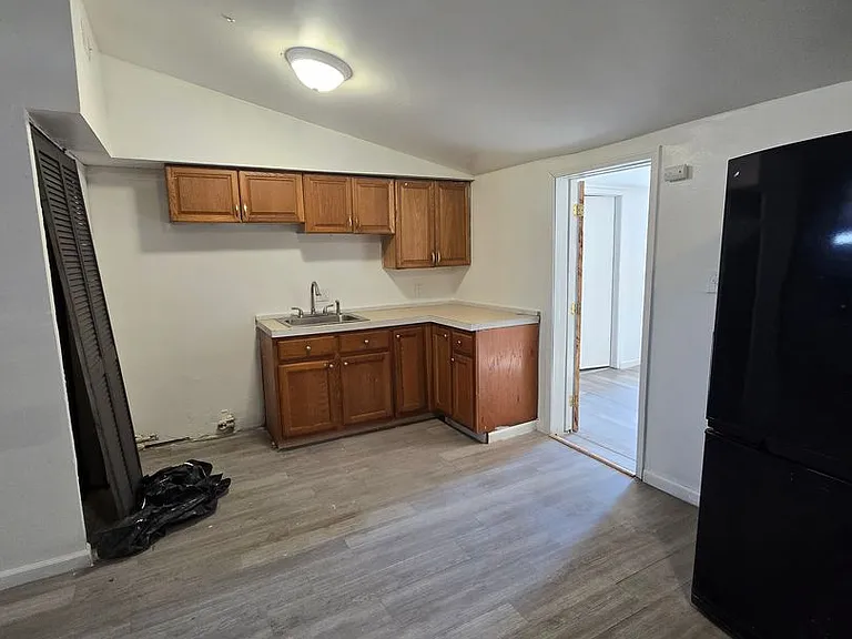 246 Saint John Dr — Photo 5