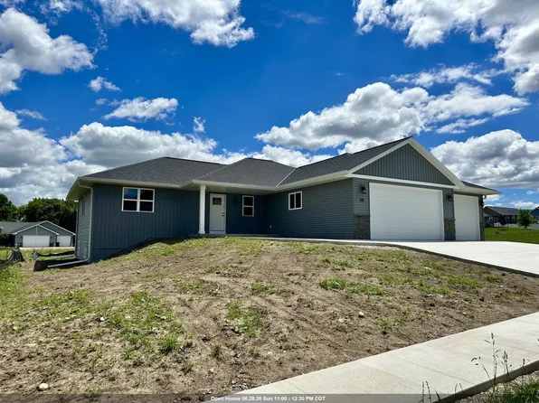 341 Leona Way, Oakfield, WI 53065