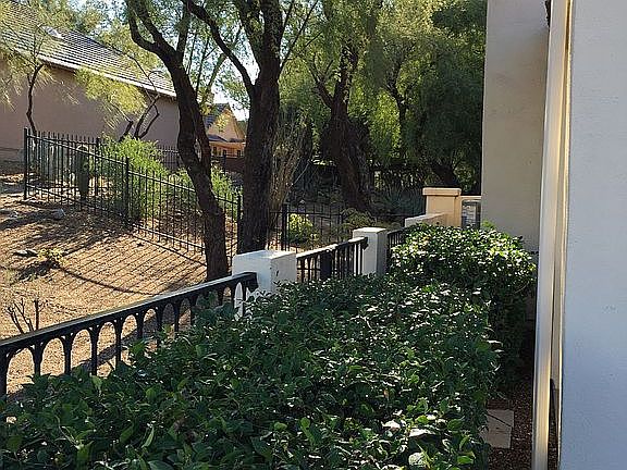 Side view of green belt