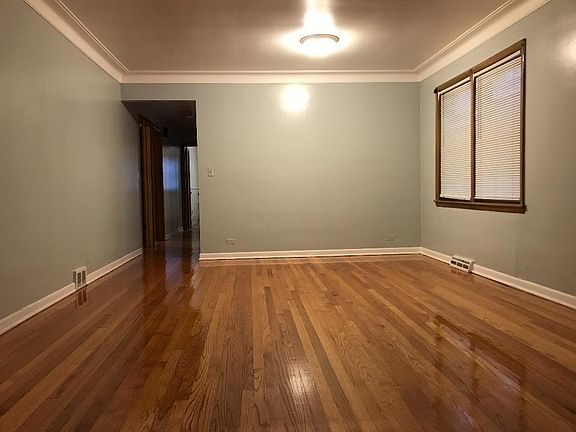 3rd image of 4852 Hull St APT 1