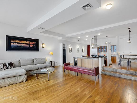 2nd image of 176 Broadway APT 12C