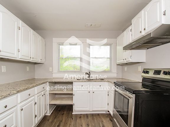 1021731_005_kitchen_5.jpg