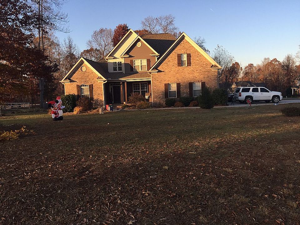 1st image of 470 Hush Hickory Trce