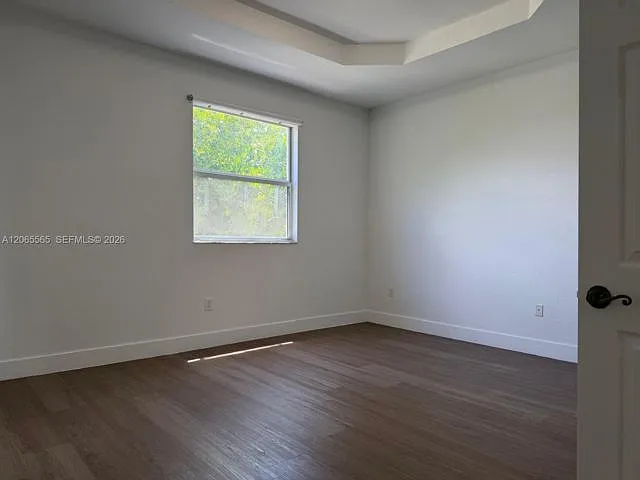 4 bed, 3.0 bath, 1870 sqft, $3,500 — Photo 2