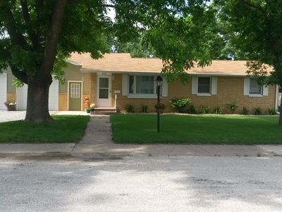 412 Washington St, Hills, IA, 52235