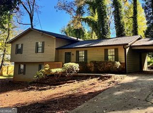 3592 Denby Dr, Snellville, GA