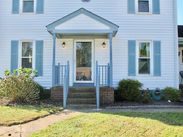 1149 Balch Pl, Virginia Beach, VA 23454