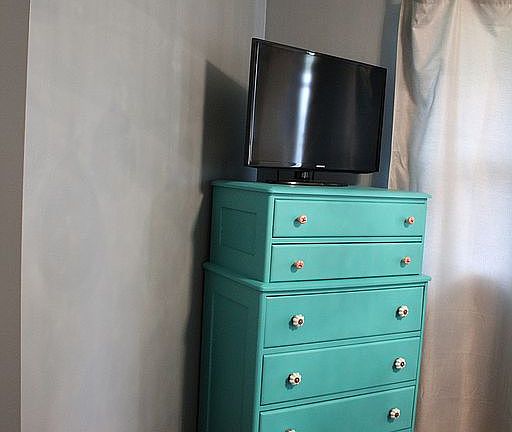 Master bdrm w/ dual closets