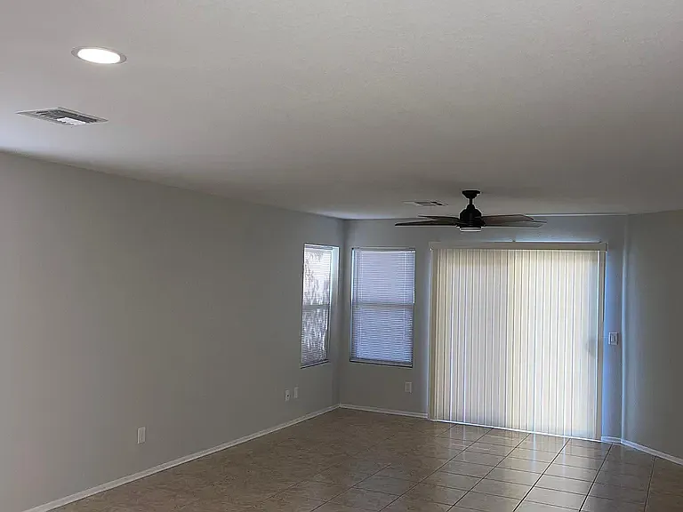 1074 E Pinto Dr — Photo 15