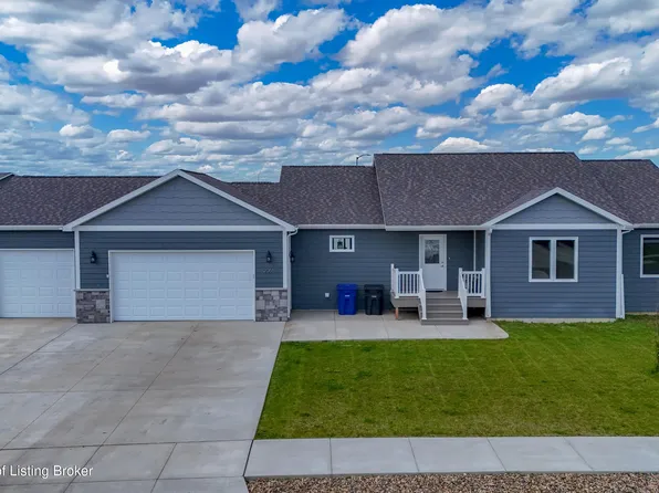 2066 Wahl St, Dickinson, ND 58601