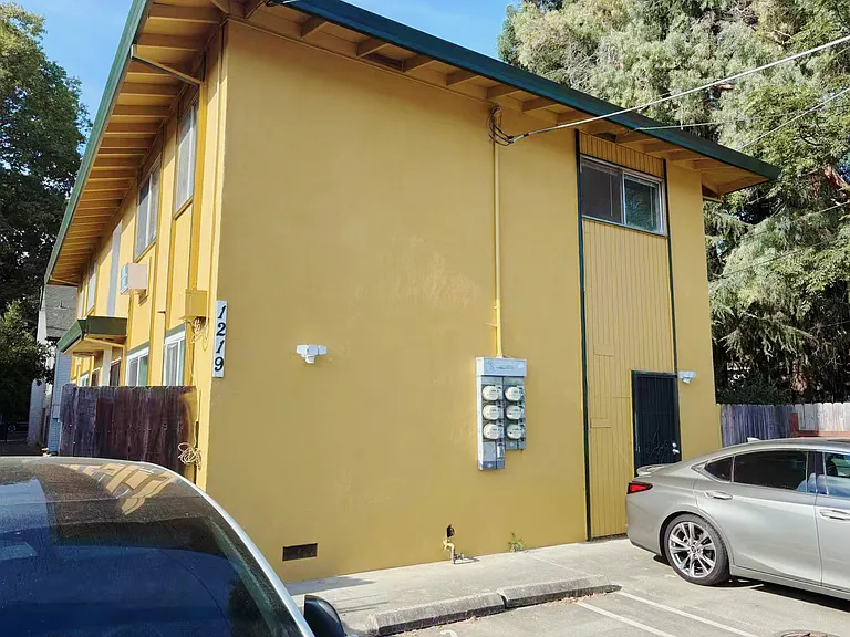 1219 T St #4 — Photo 7