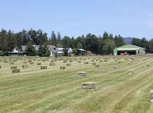 10984 Meadows Rd, White City, OR 97503