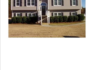 525 Fawn Ln, Loganville, GA 30052