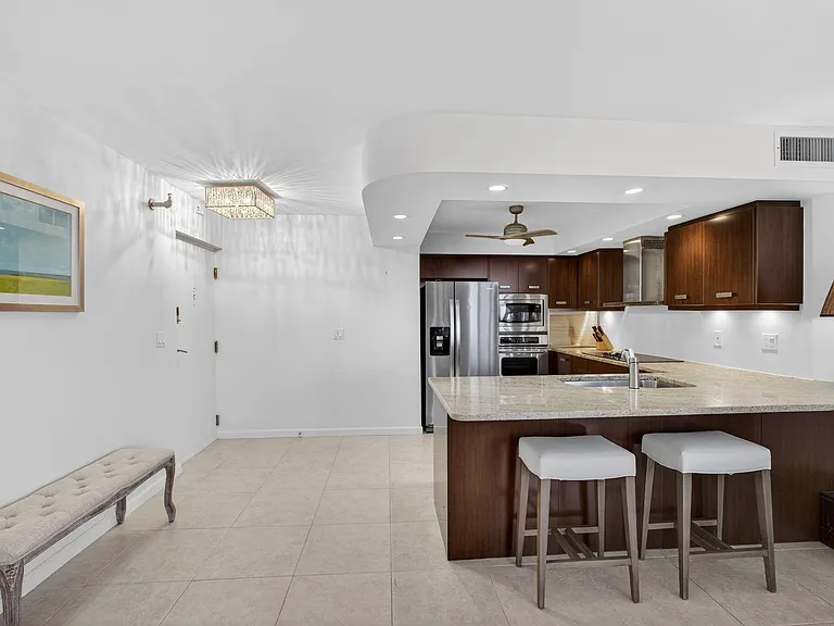 2800 N Ocean Dr #B24D — Photo 6