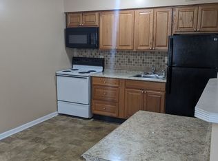 1810 Sparrow Rd APT 3, Chesapeake, VA 23320