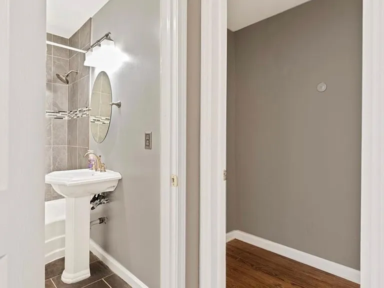 400 Rush Rd — Photo 22