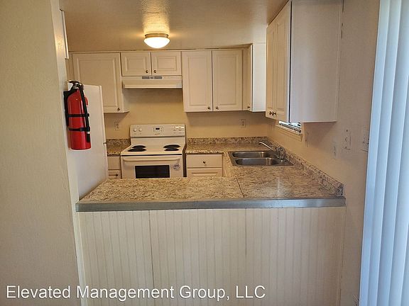 4th image of 1305 Dickerson Dr SE APT C