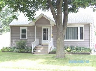 924 N 12th St, Rochelle, IL 61068