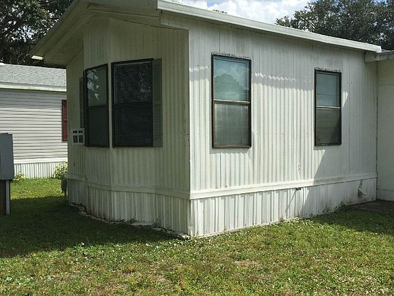 4th image of 9121 McMillan Ln