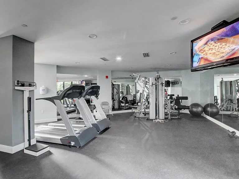 3000 N Ocean Dr #4F — Photo 28