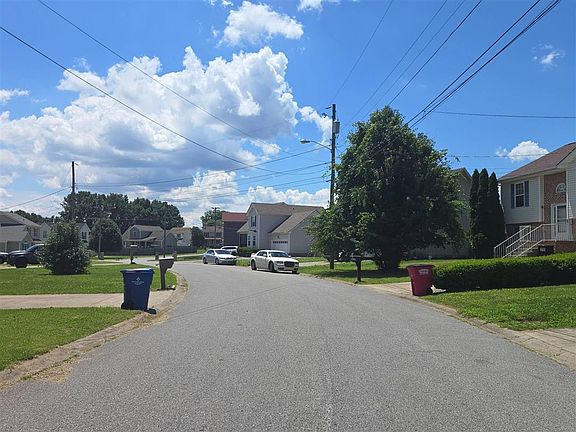 5th image of 1224 Shorehaven Dr
