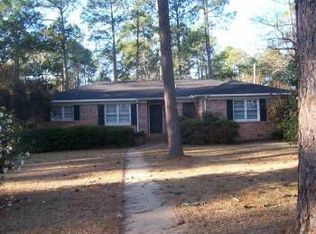 2004 Pineknoll Ln, Albany, GA 31707