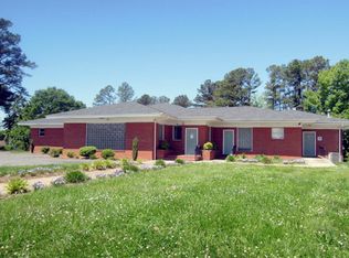 1419 N Limestone St, Gaffney, SC 29340