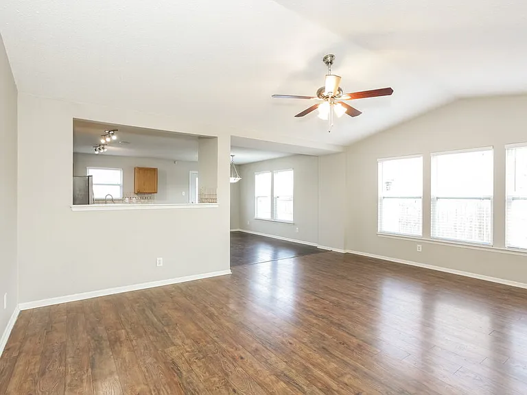 6906 W Dover Pl — Photo 4