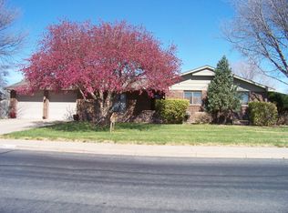 1905 Harding Ave, Garden City, KS 67846