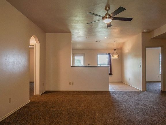 3rd image of 8413 SW 46th Pl