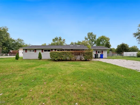 2057 Gates Ave, Streetsboro, OH 44241